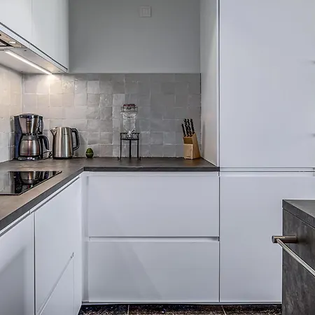 Sabine 0602 G Daire *